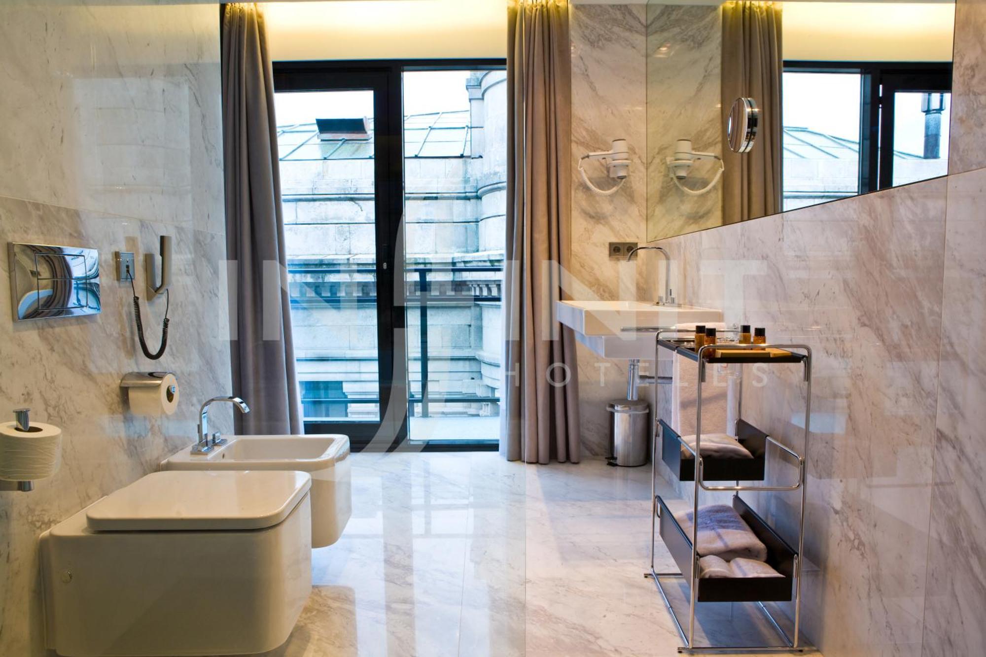 Hotel Inffinit Vigo Habitación foto